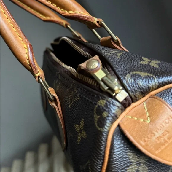 Louis Vuitton Monogram Speedy - 2004 - Picture 7 of 16